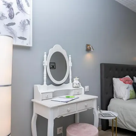 Apartment Halte Quelque Part Cheminot