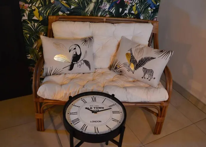 Halte Quelque Part Apartment *