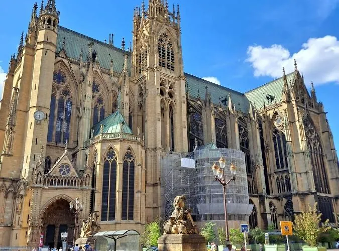 Halte Quelque Part Apartment